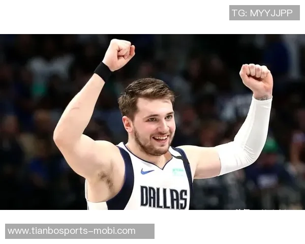 东契奇创造历史连续六场客场比赛至少30分8助攻1抢断的壮举 东契奇创造历史连续六场客场比赛至少30分8助攻1抢断的壮举