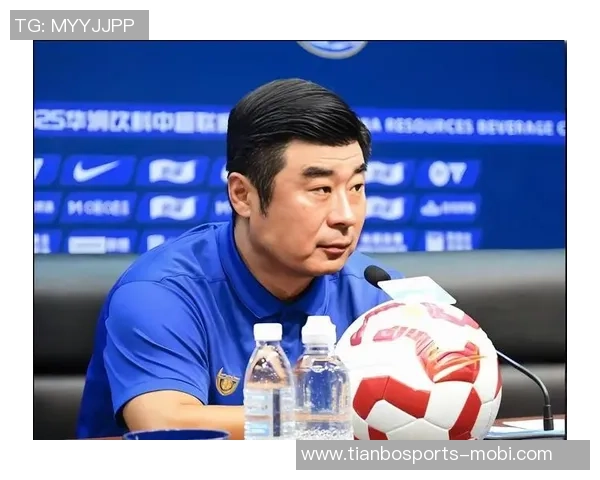 足球报透露韩鹏将继续执教泰山队球队计划更换两名中后场外援 足球报透露韩鹏将继续执教泰山队球队计划更换两名中后场外援