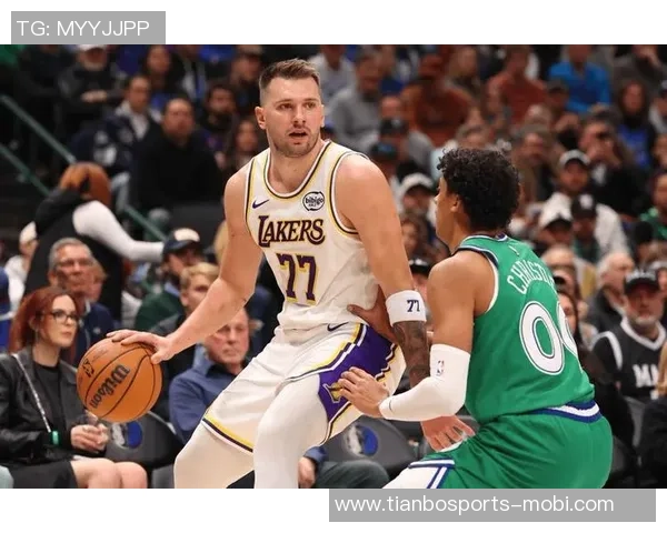 东契奇创造历史连续六场客场比赛至少30分8助攻1抢断的壮举 东契奇创造历史连续六场客场比赛至少30分8助攻1抢断的壮举